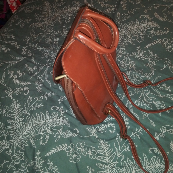 Kevim Handbag Backpack - Picture 5 of 5